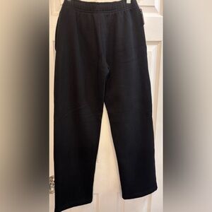 Aritzia sweetfleece, black cozy mega straight ✅✅✅✅sweatpants XXS😲NWT✅